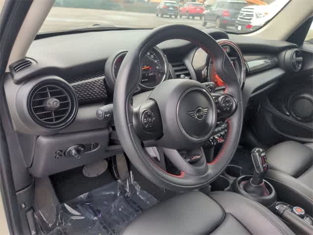 Used 2021 MINI Hardtop 4 Door S with VIN WMWXU9C02M2M93562 for sale in Portland, OR