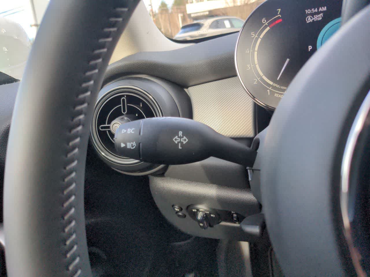 Thumbnail: 2023 MINI Cooper Hardtop - 25