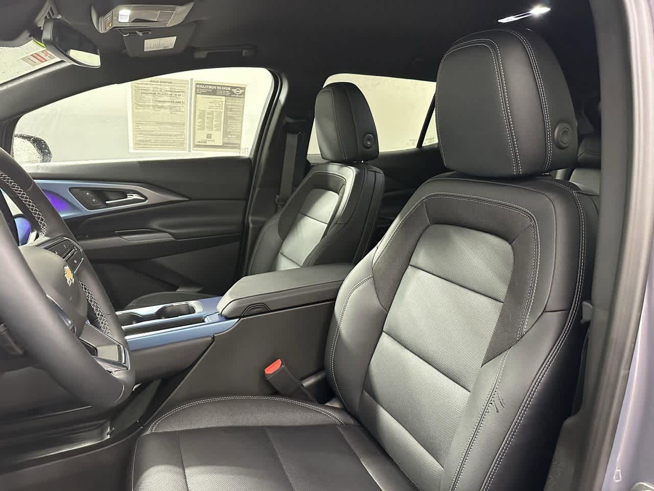 Thumbnail: 2024 Chevrolet Equinox - 10