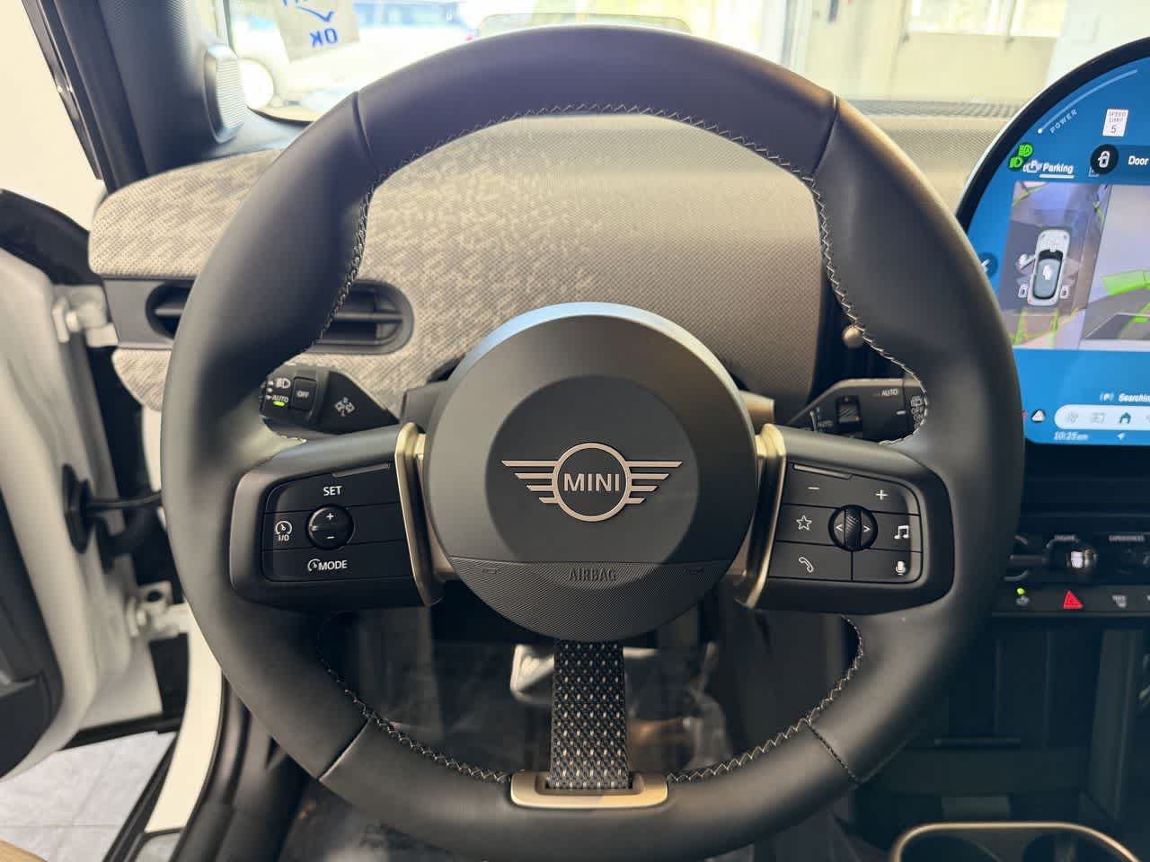 Thumbnail: 2025 MINI Cooper Hardtop - 16