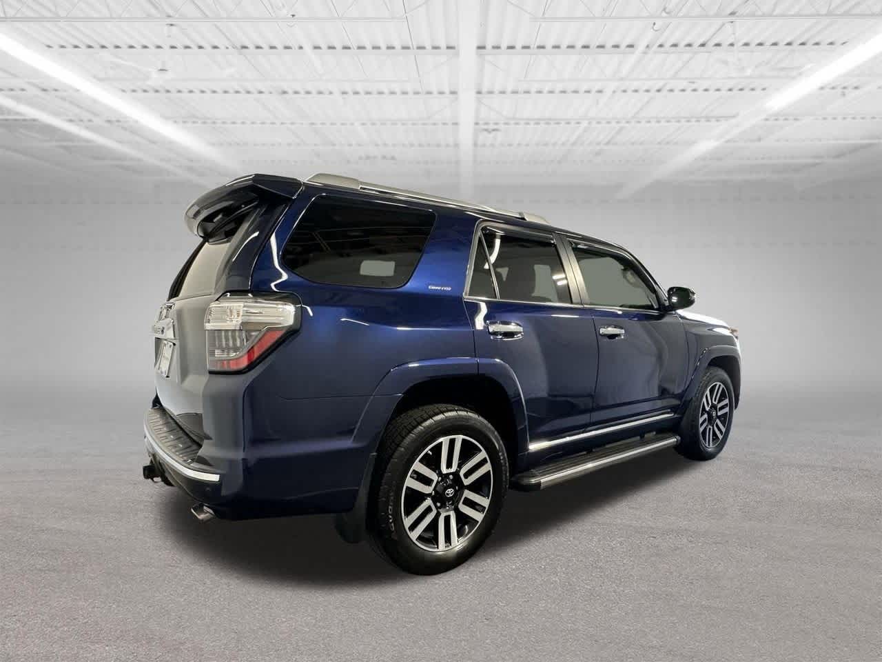 Thumbnail: 2020 Toyota 4Runner - 6
