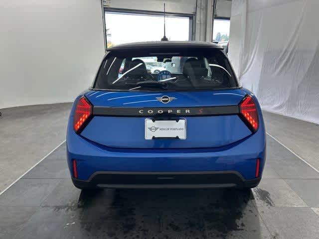 Thumbnail: 2026 MINI Cooper Hardtop - 4