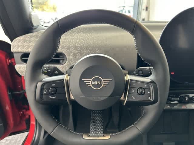 Thumbnail: 2025 MINI Cooper Hardtop - 15