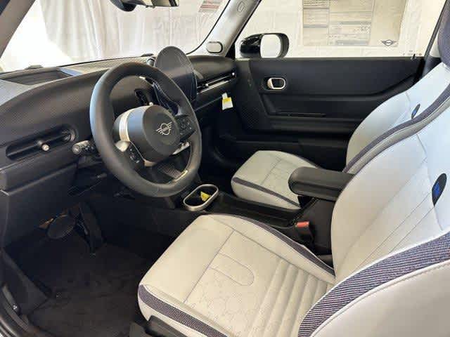 Thumbnail: 2025 MINI Cooper Hardtop - 10