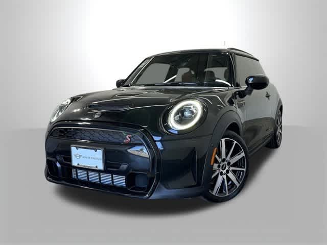 2023 MINI 3 Door S's photo