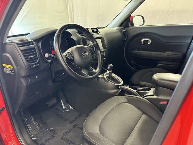 Thumbnail: 2017 Kia Soul - 10