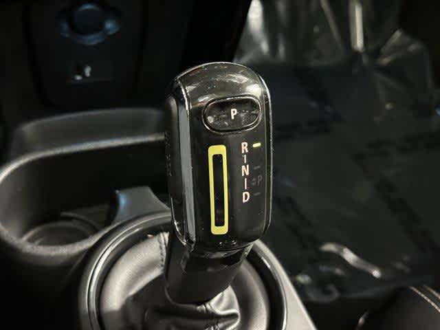 Thumbnail: 2022 MINI Cooper Hardtop - 22