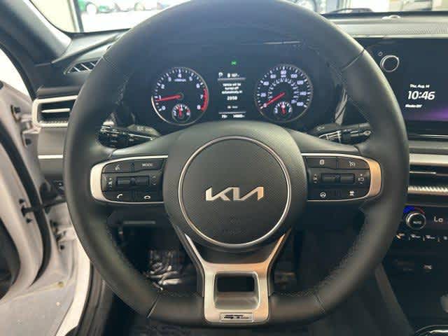 Thumbnail: 2023 Kia K5 - 14