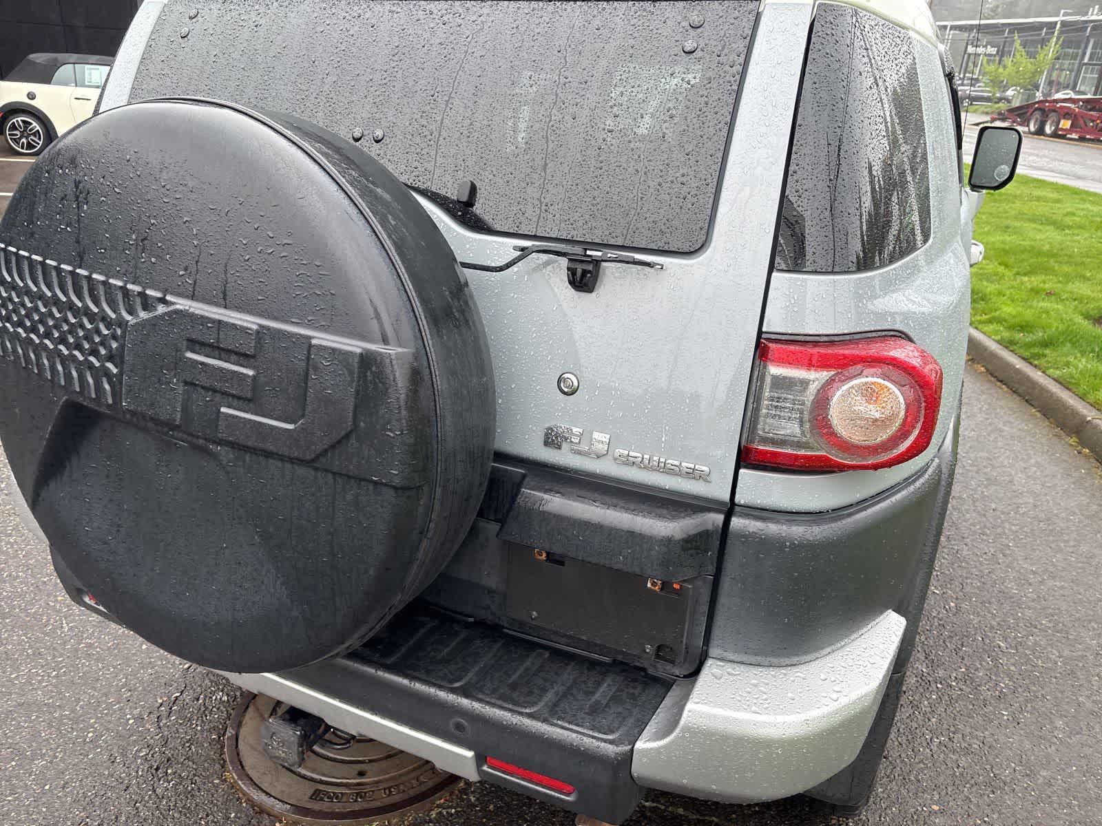 Thumbnail: 2014 Toyota FJ Cruiser - 7