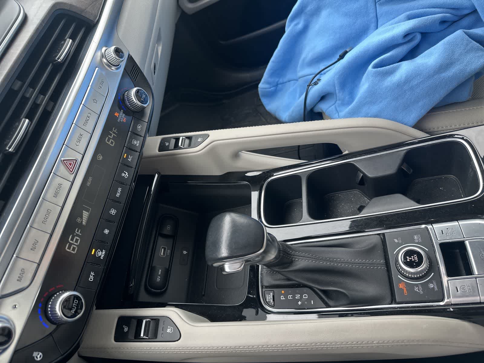 Thumbnail: 2020 Kia Telluride - 4
