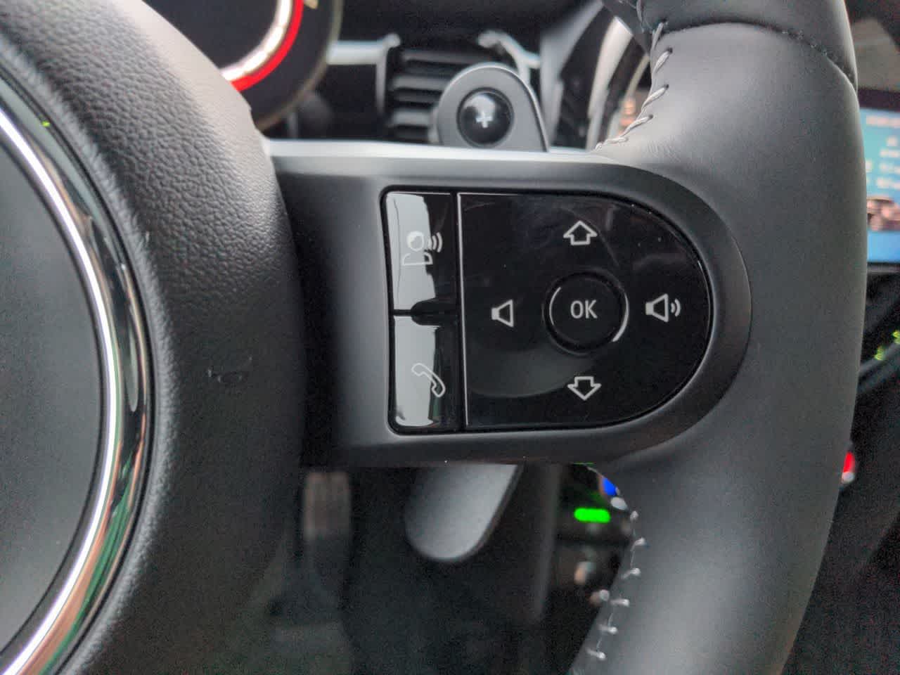 Thumbnail: 2023 MINI Cooper Hardtop - 23