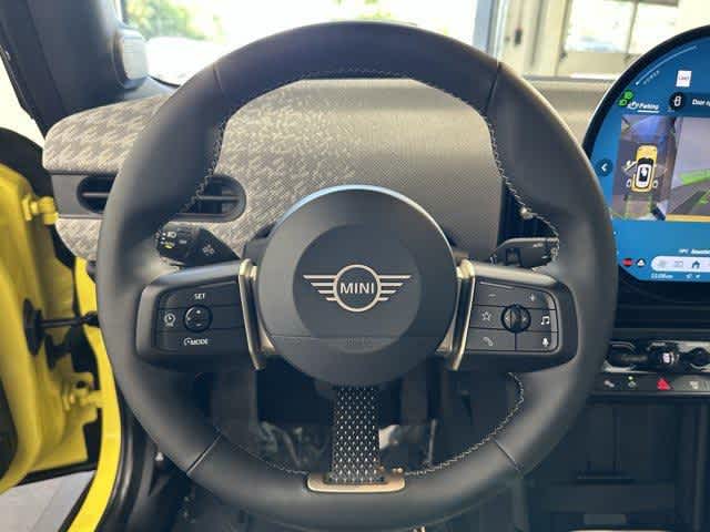 Thumbnail: 2025 MINI Cooper Hardtop - 14