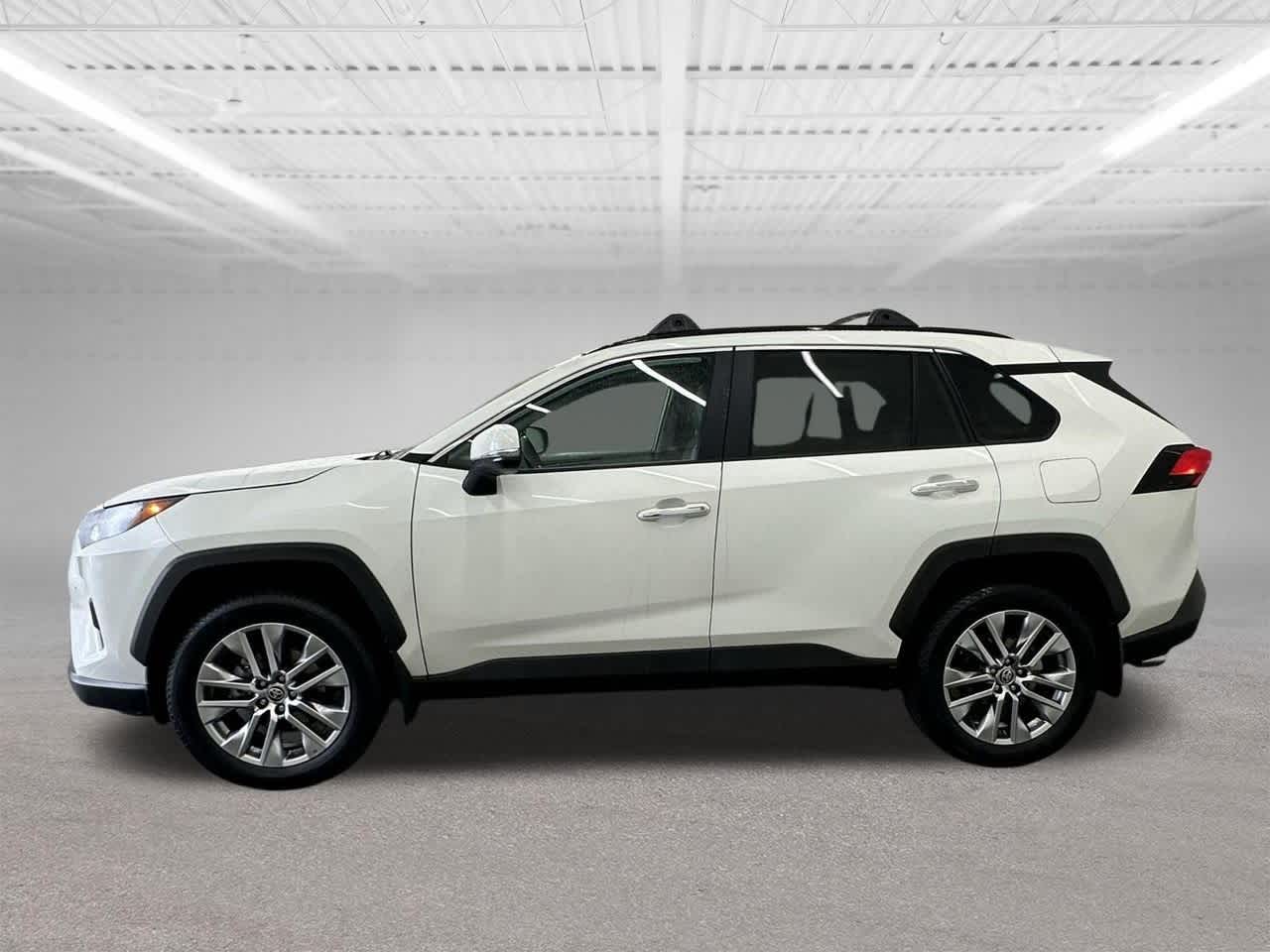 Thumbnail: 2022 Toyota RAV4 - 2