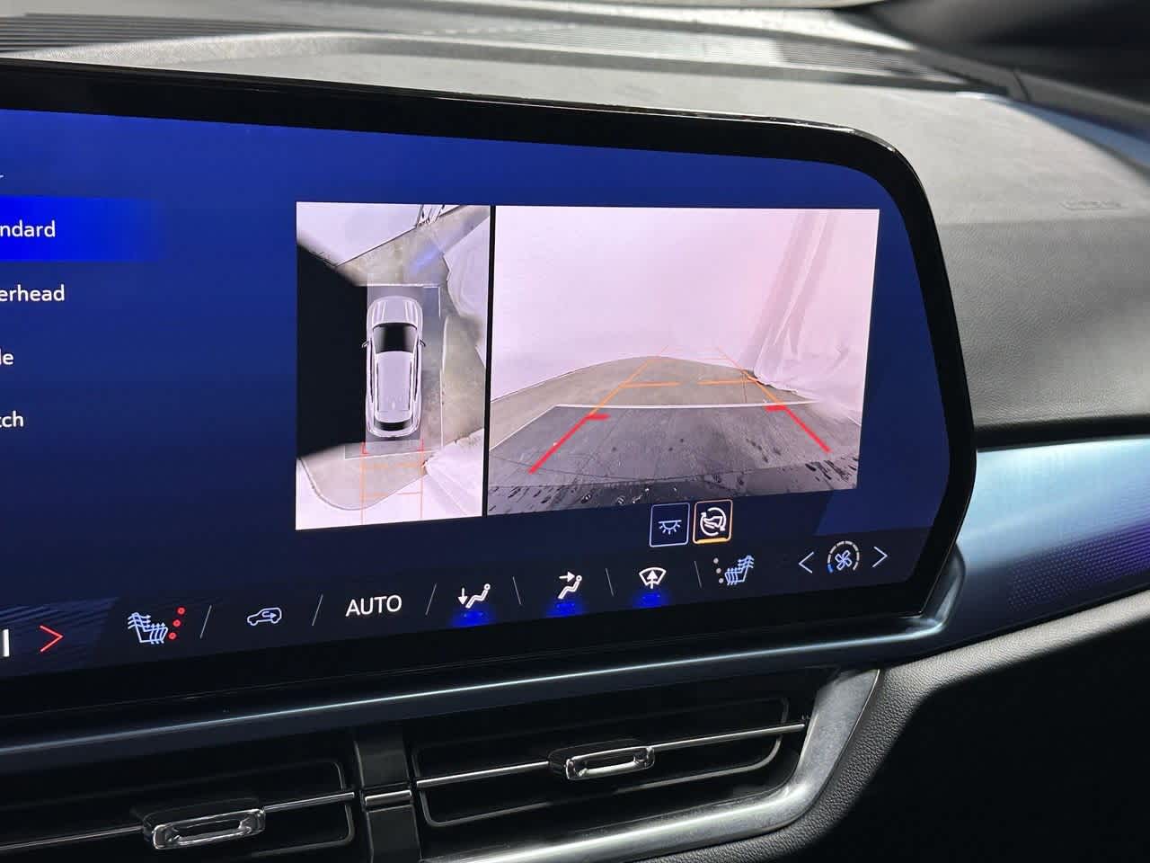 Thumbnail: 2024 Chevrolet Equinox - 18