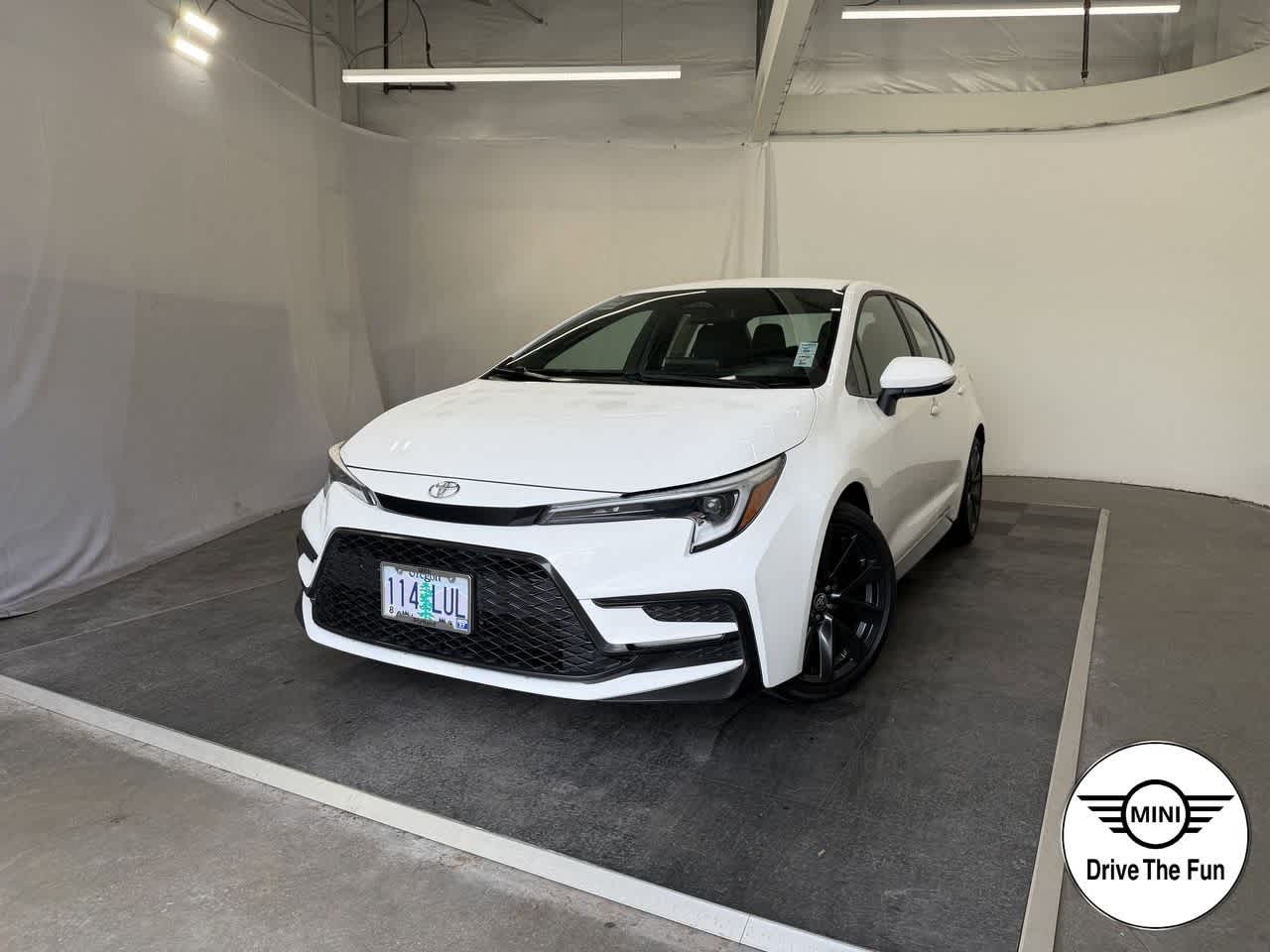 Thumbnail: 2024 Toyota Corolla - 1