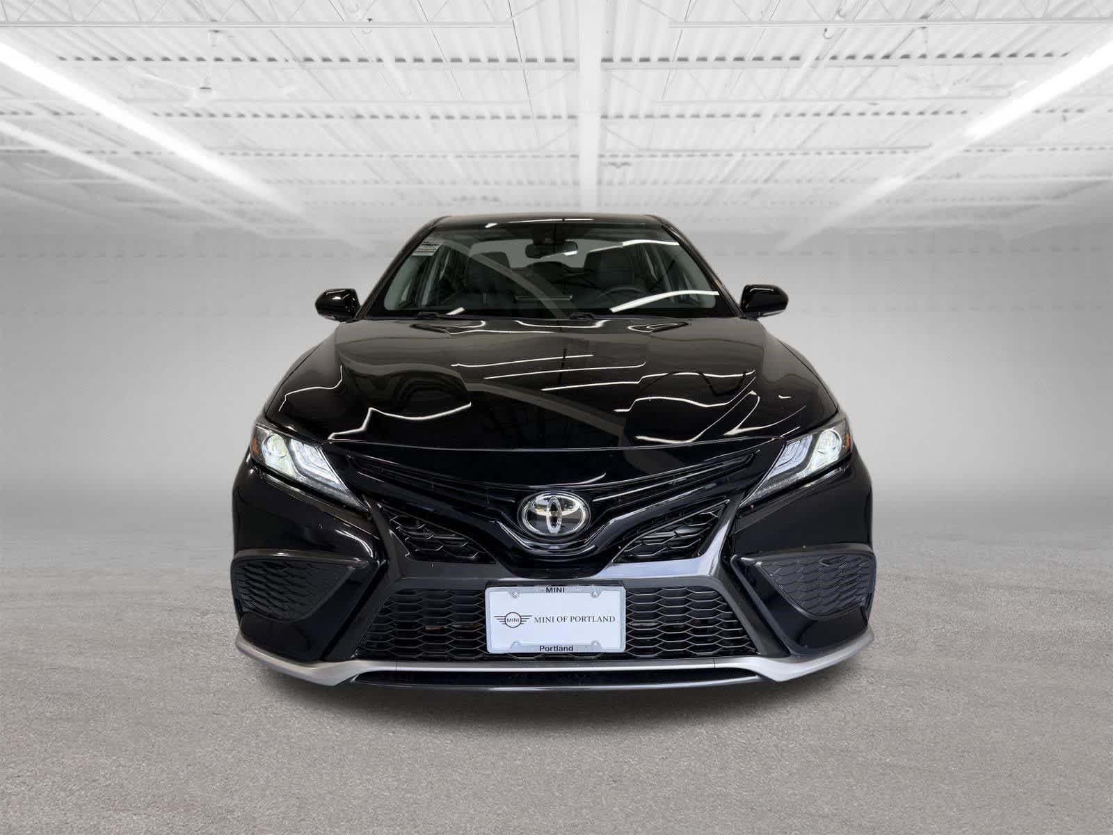 2022 Toyota Camry XSE - Photo 7