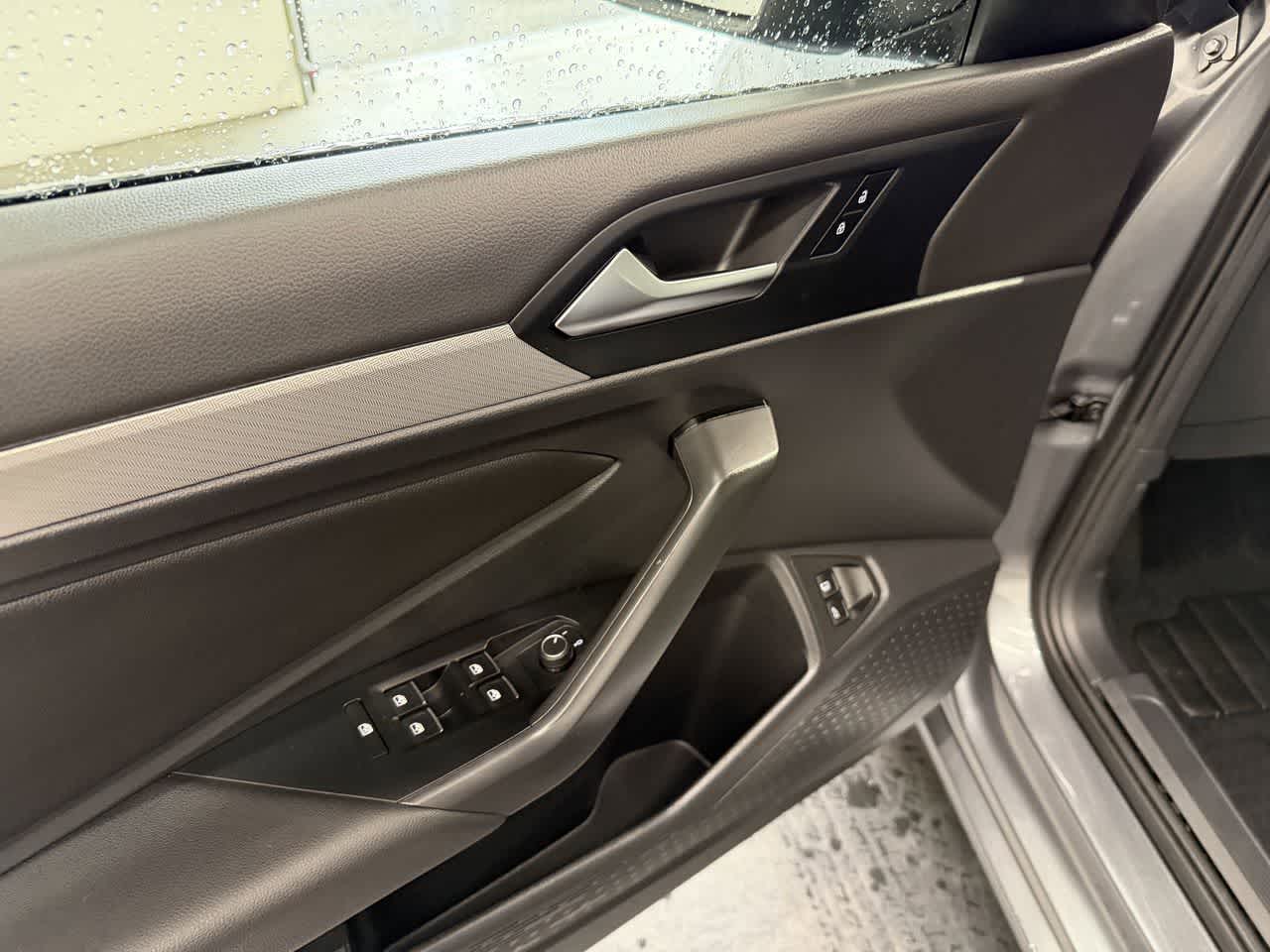 Thumbnail: 2021 Volkswagen Jetta - 13