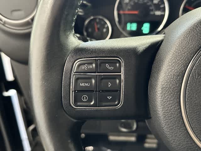 Thumbnail: 2013 Jeep Wrangler - 15
