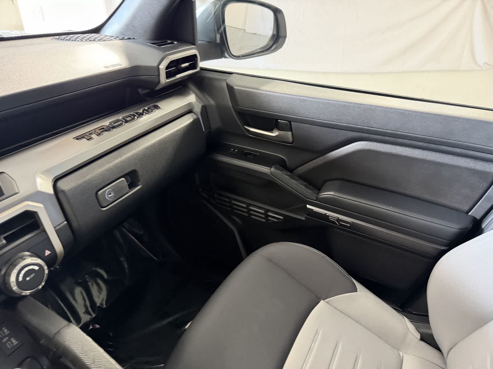 2024 Toyota Tacoma TRD Sport - Photo 25