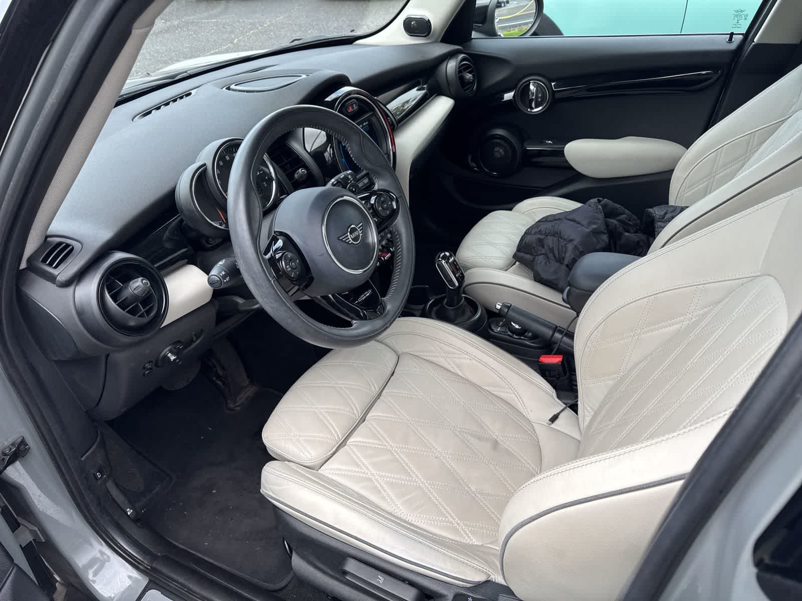 Thumbnail: 2021 MINI Cooper Hardtop - 3