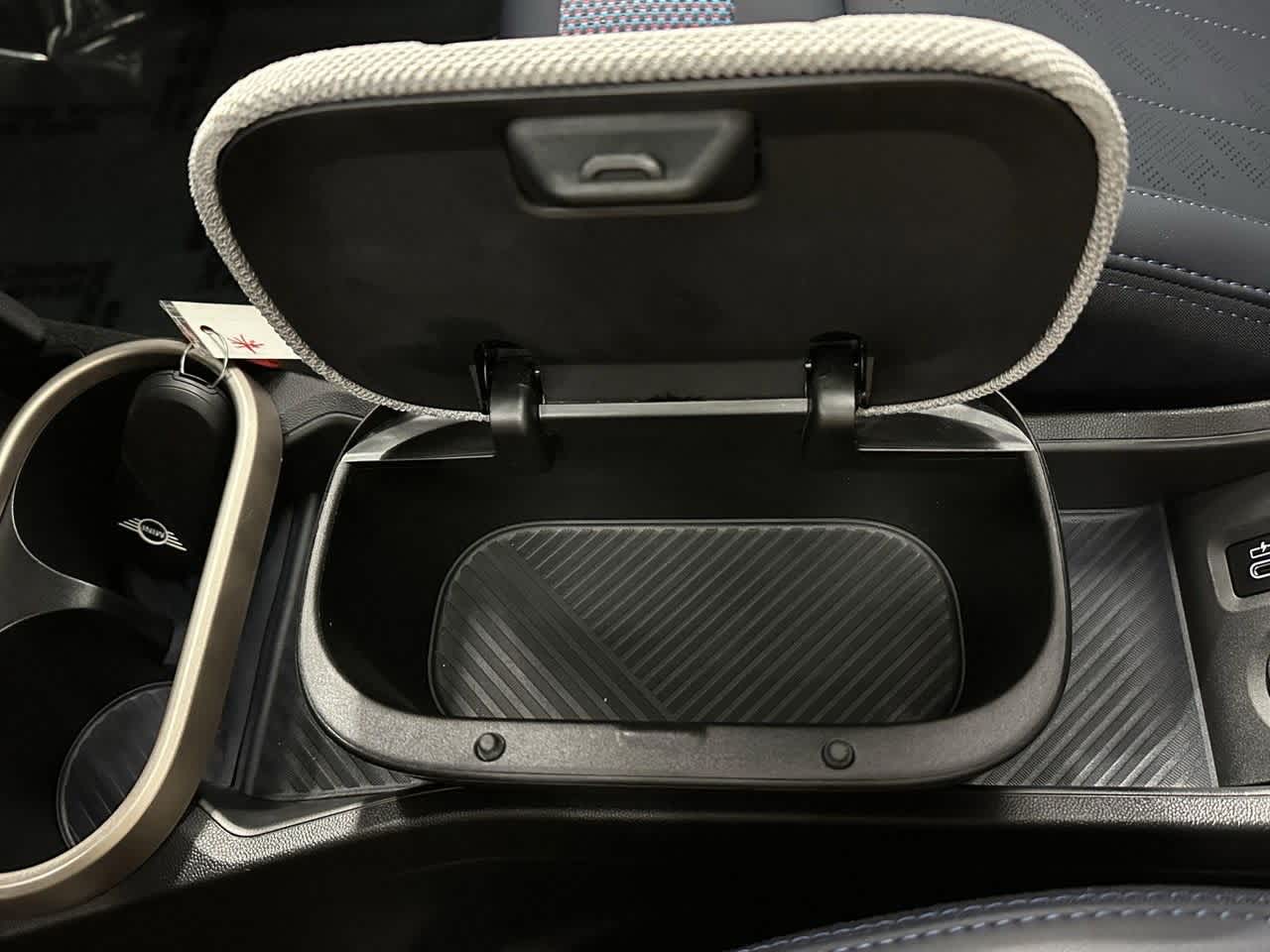 Thumbnail: 2025 MINI Cooper Hardtop - 22