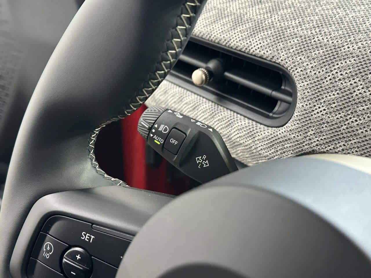 Thumbnail: 2025 MINI Cooper Hardtop - 16