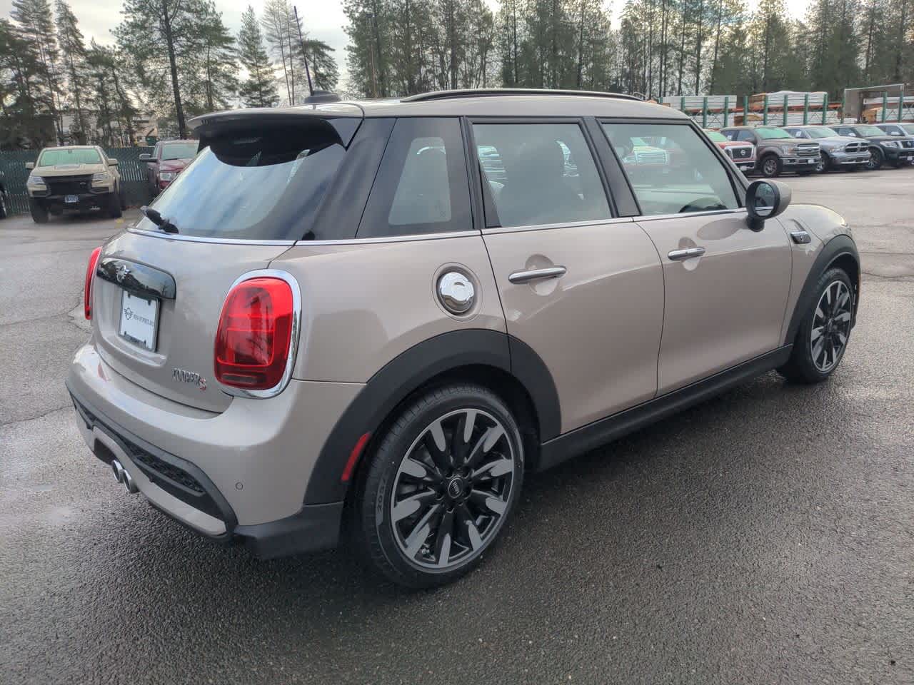 2023 MINI Cooper Hardtop S 6