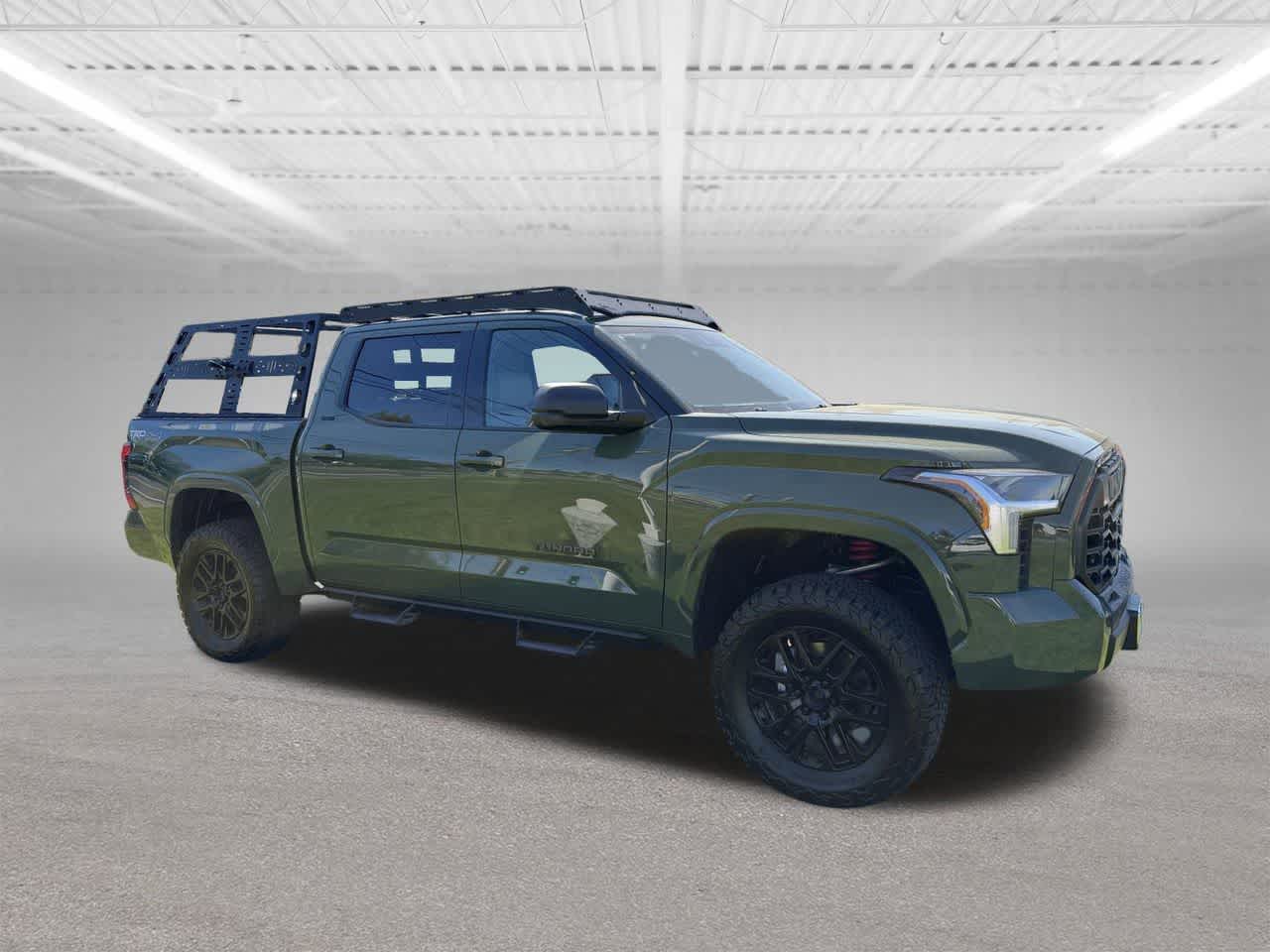 Thumbnail: 2022 Toyota Tundra - 7