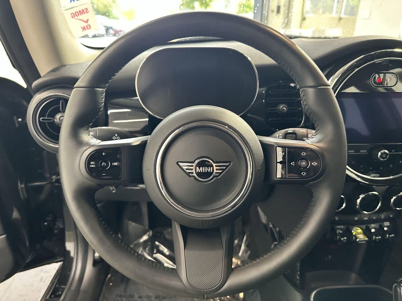 Thumbnail: 2024 MINI Cooper Hardtop - 13