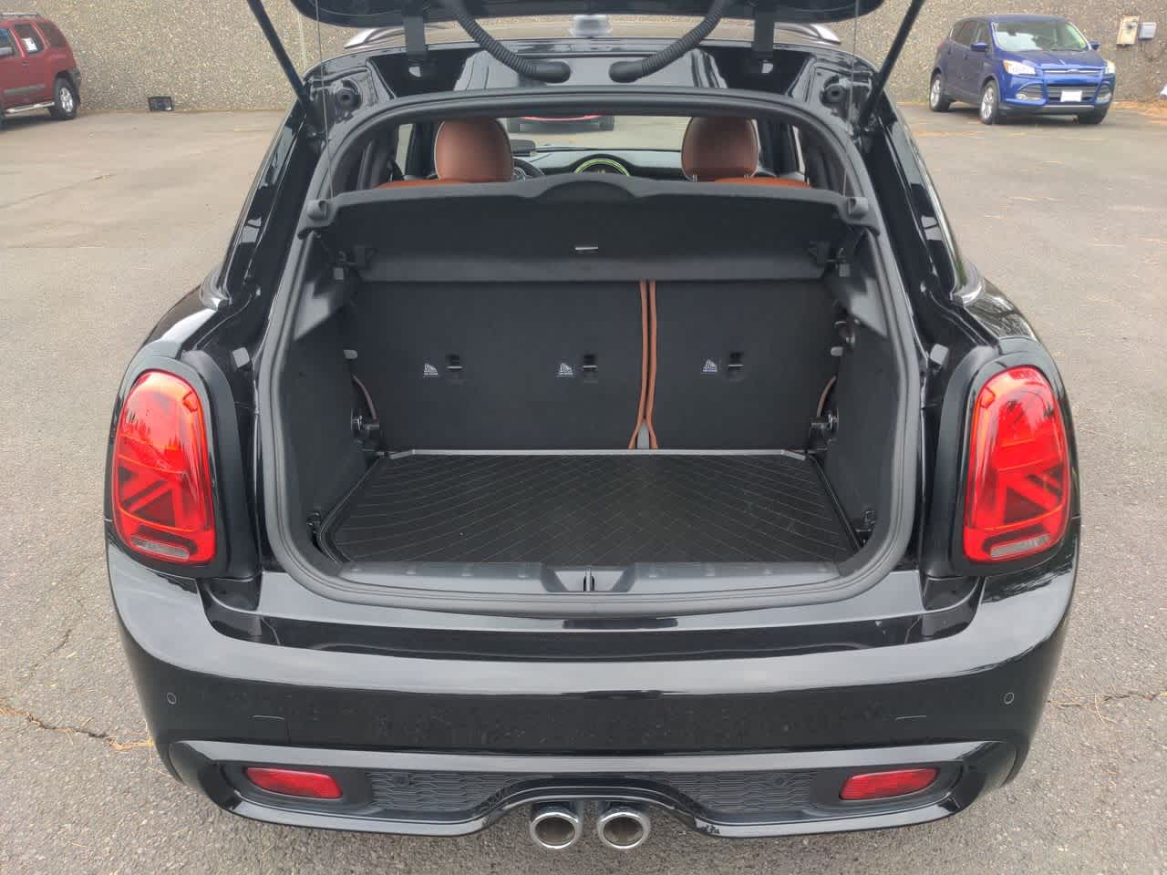Thumbnail: 2020 MINI Cooper Hardtop - 34