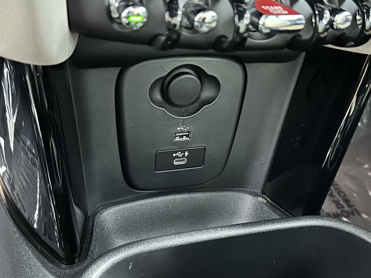 Thumbnail: 2022 MINI Cooper Convertible - 21