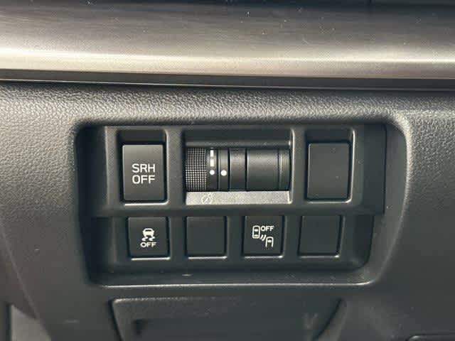 Thumbnail: 2018 Subaru Crosstrek - 18