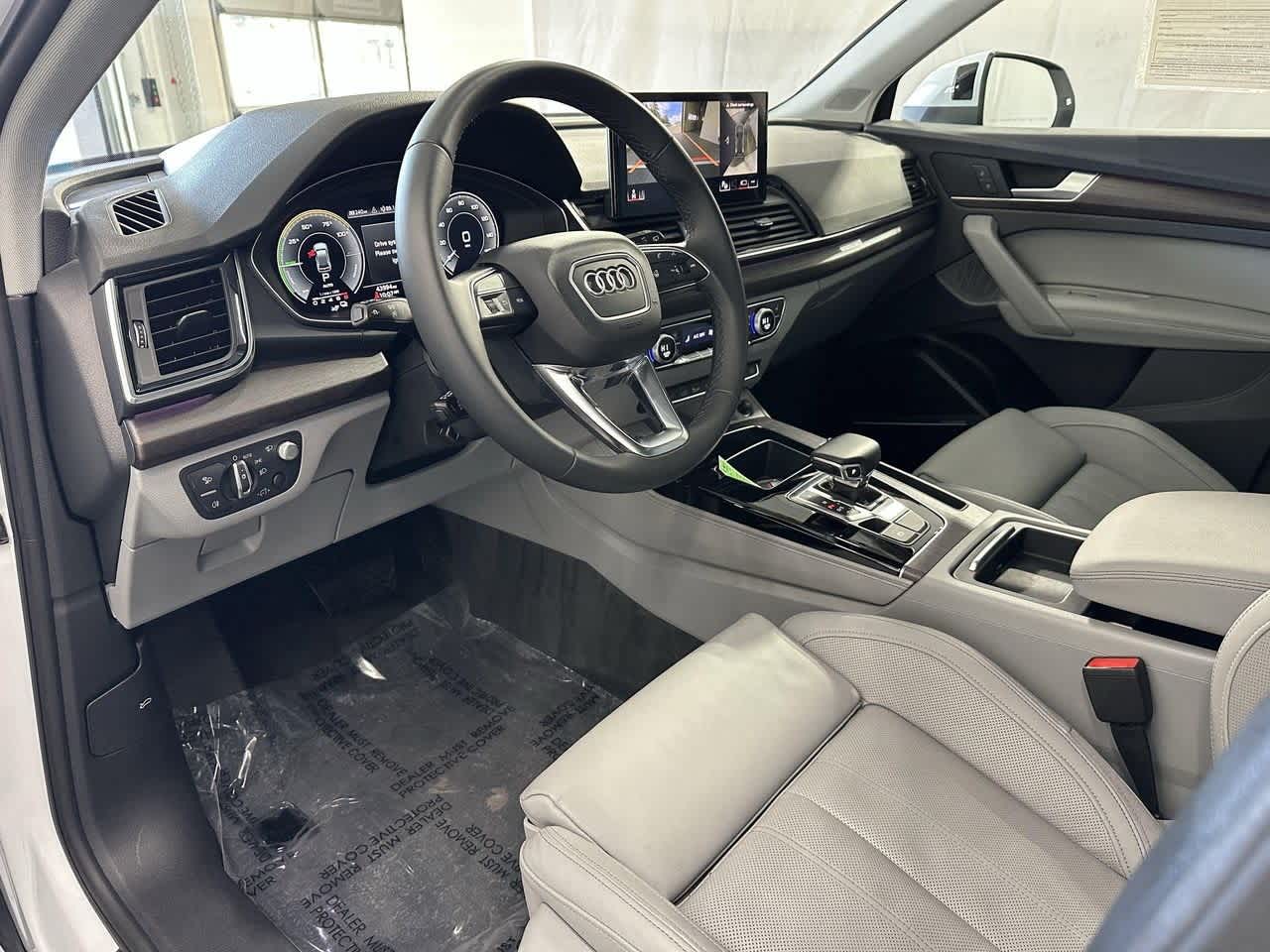 Thumbnail: 2022 Audi Q5 - 10