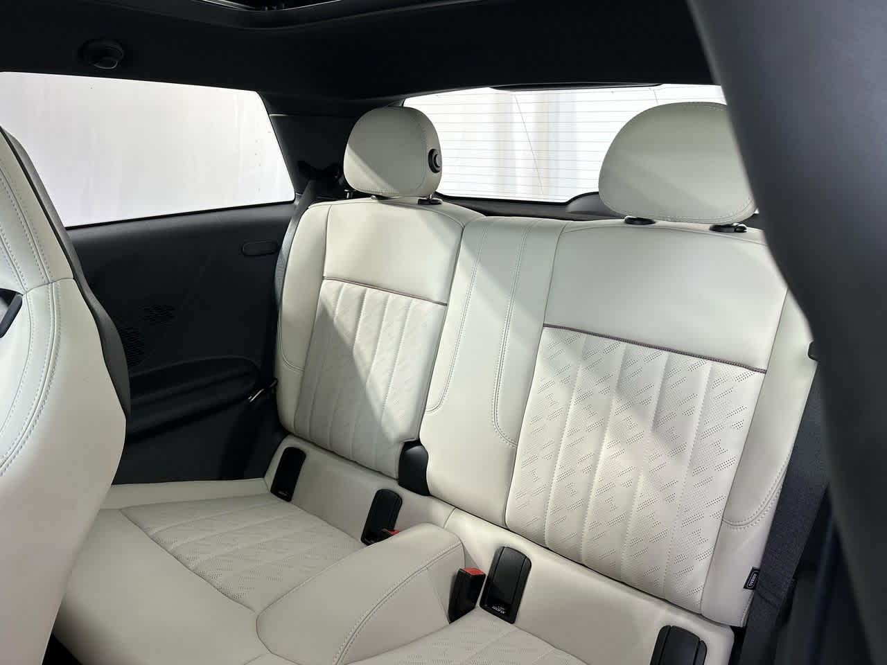 Thumbnail: 2025 MINI Cooper Hardtop - 11