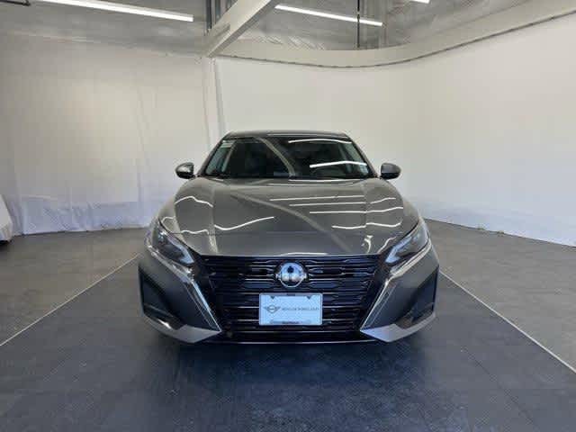 Thumbnail: 2023 Nissan Altima - 8