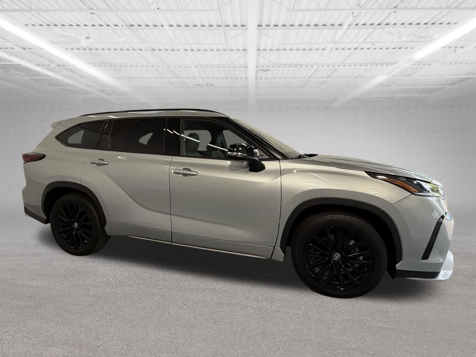 2025 Toyota Highlander XSE - Photo 7