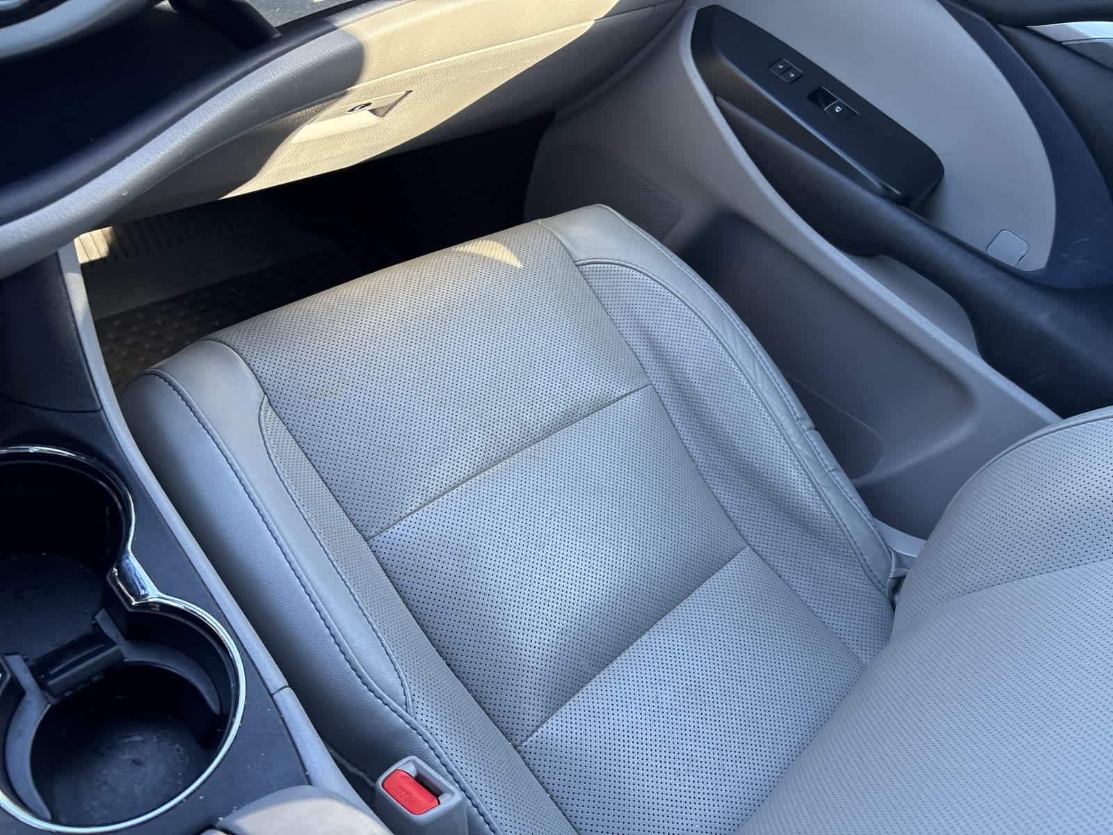 Thumbnail: 2017 Toyota Highlander - 8