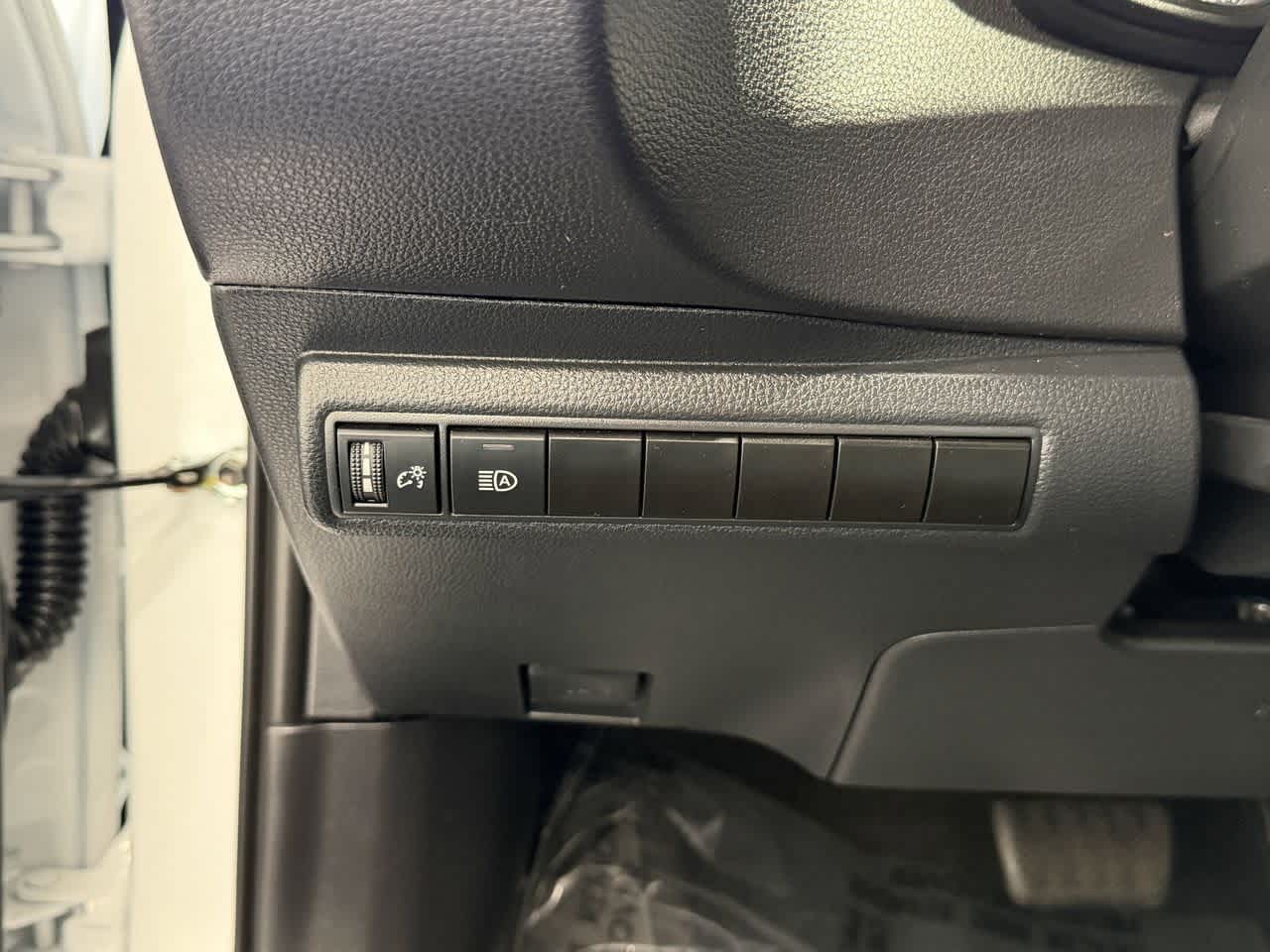 Thumbnail: 2024 Toyota Corolla - 16