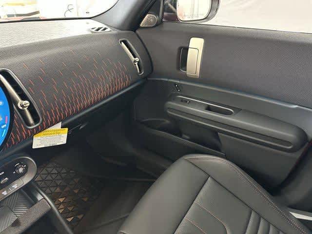 Thumbnail: 2025 MINI Cooper Countryman - 24