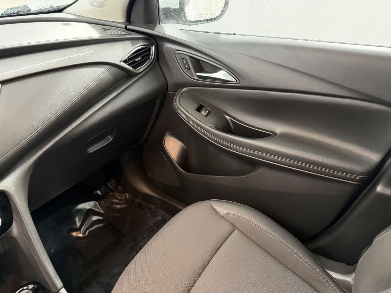 Thumbnail: 2023 Buick Encore GX - 23