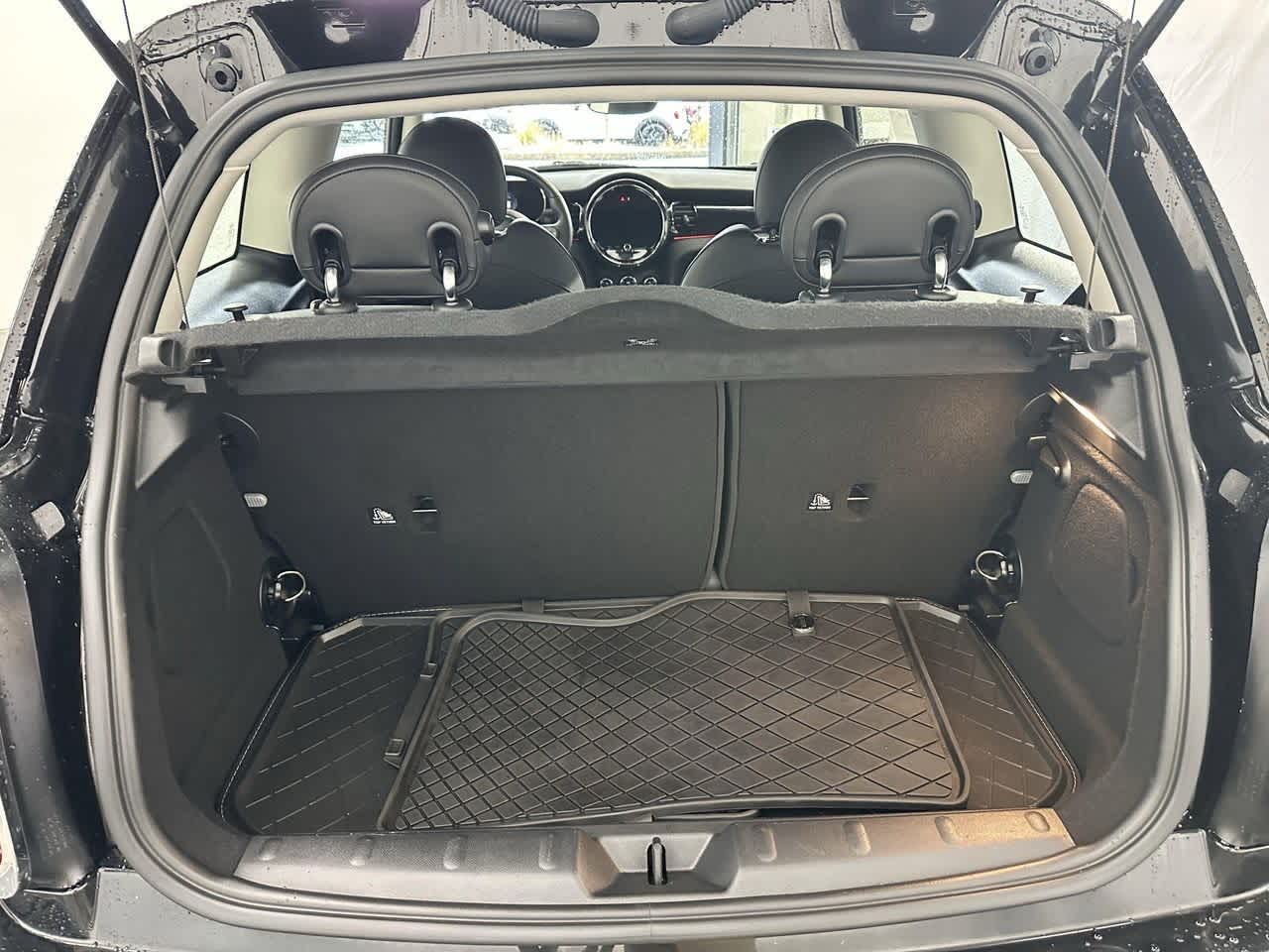 Thumbnail: 2024 MINI Cooper Hardtop - 5