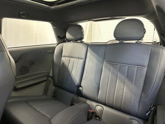 Thumbnail: 2025 MINI Cooper Hardtop - 12