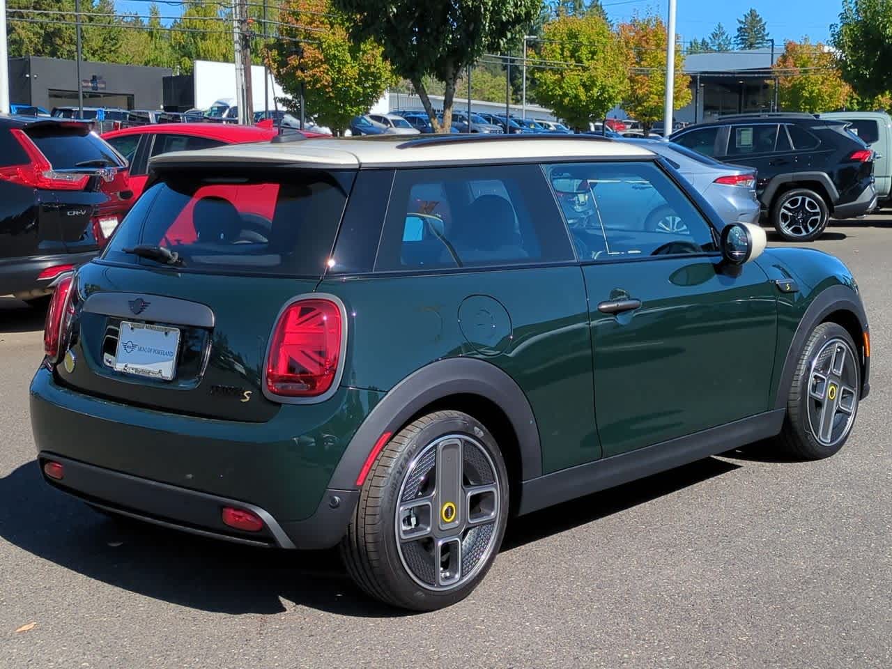 Thumbnail: 2024 MINI Cooper Hardtop - 6