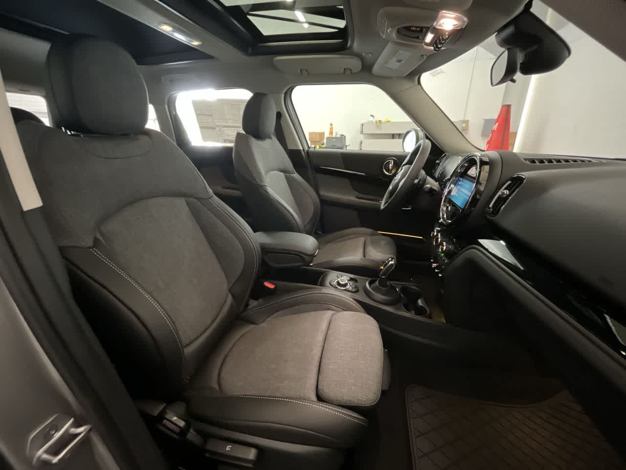 Thumbnail: 2023 MINI Cooper Countryman - 21