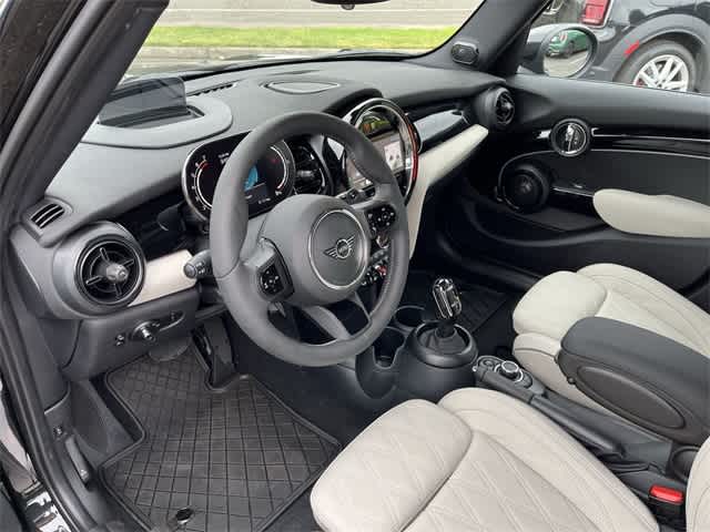 Used 2024 MINI Hardtop 4 Door S with VIN WMW53DK01R2U54600 for sale in Portland, OR