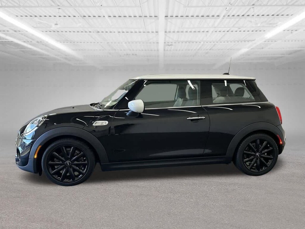 2020 Mini Cooper Hardtop 2 Door Signature photo 3