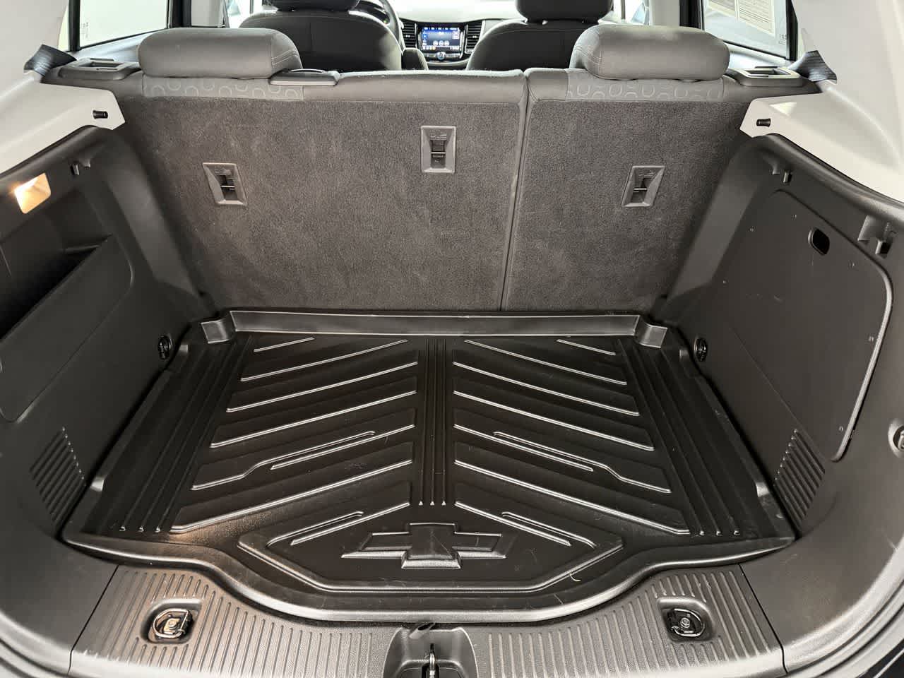 Thumbnail: 2020 Chevrolet Trax - 5