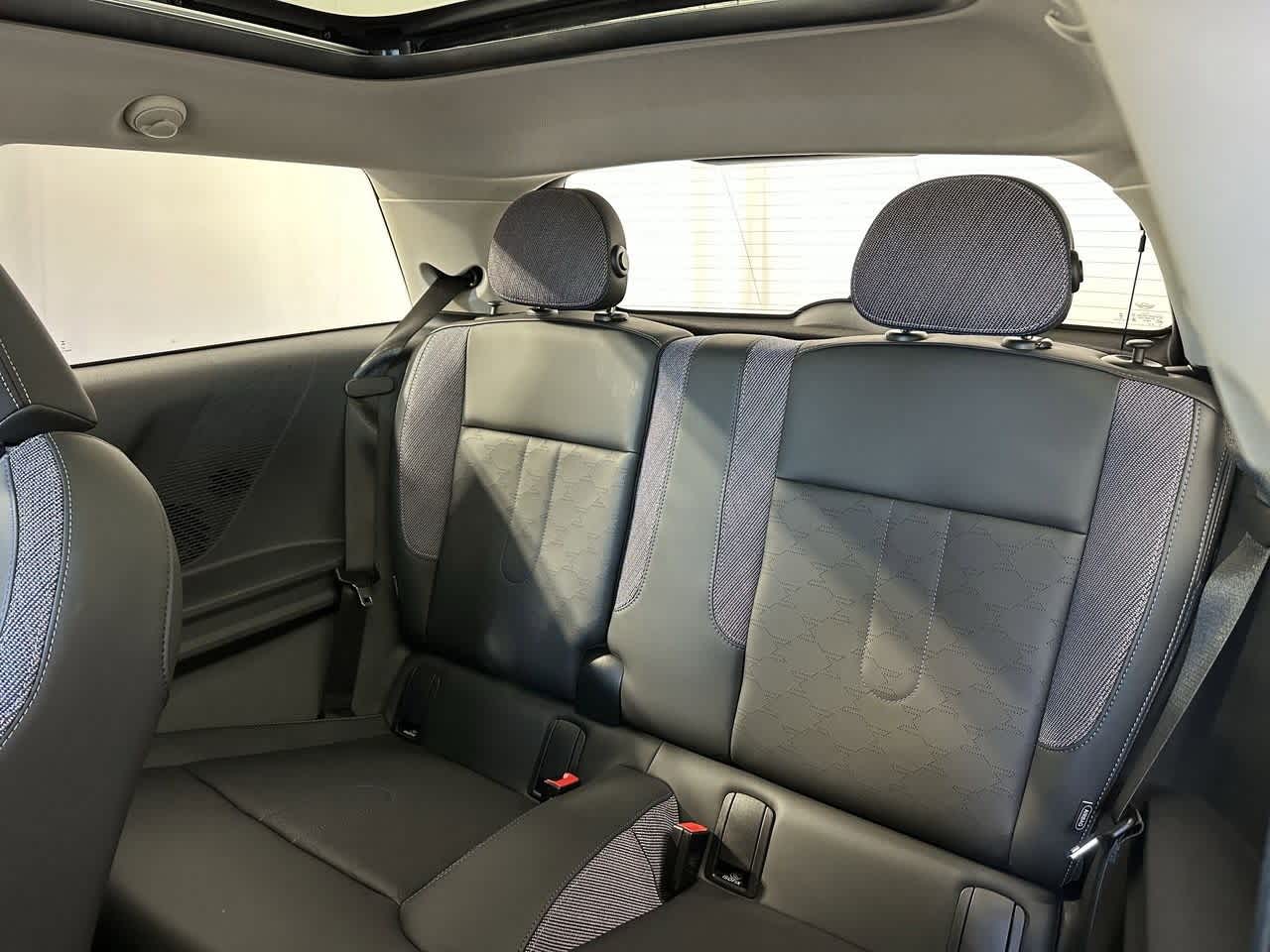 Thumbnail: 2025 MINI Cooper Hardtop - 11