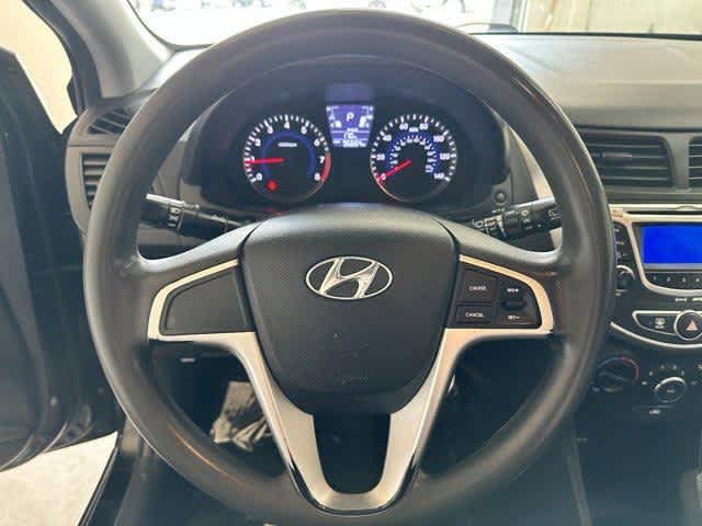 2013 Hyundai Accent GS 14
