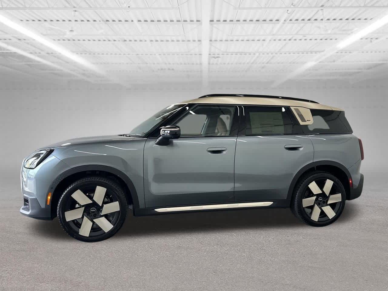 Thumbnail: 2026 MINI Cooper Countryman - 2